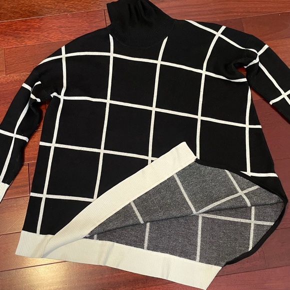 Elena Wang women’s turtle neck sweater size M 80% viscose - Picture 5 of 12